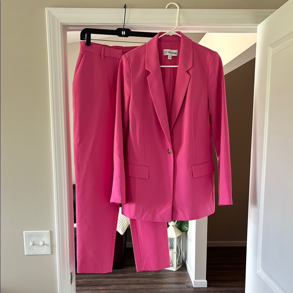 Pink Pantsuit with Modern Tailoring